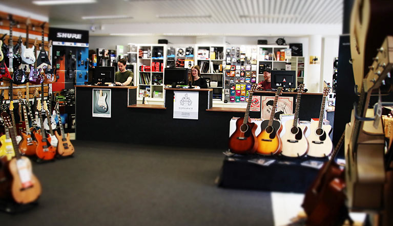 Music Store Dresden Image 13